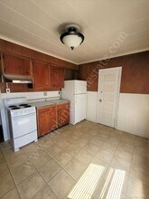 1027 Eleanor Ave in Toledo, OH - Building Photo - Building Photo