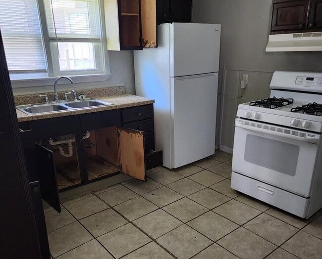 6118 Anderson St in Texas City, TX - Building Photo - Building Photo