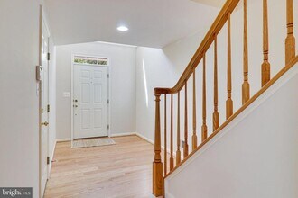 4037 Fairfax Center Hunt Trail in Fairfax, VA - Building Photo - Building Photo