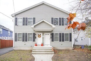 160 Goodwin St in Springfield, MA - Building Photo