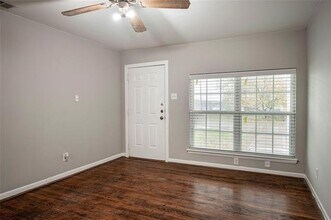 1743 Summit St in Mesquite, TX - Building Photo - Building Photo