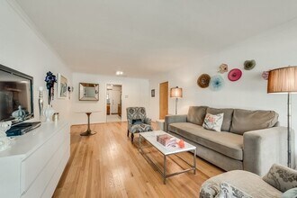 6525 E Mockingbird Ln in Dallas, TX - Building Photo - Building Photo