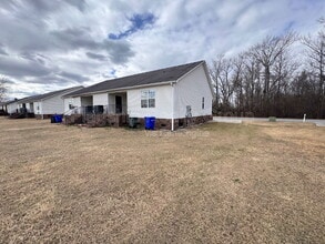 5170 Deveron St in Greenville, NC - Building Photo - Building Photo