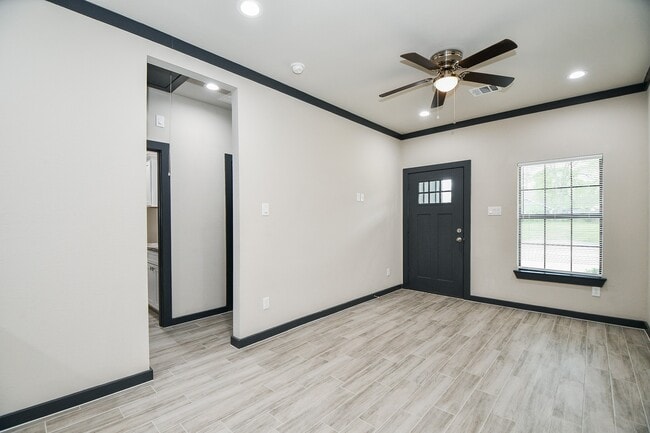 7802 Dandy St in Houston, TX - Building Photo - Building Photo