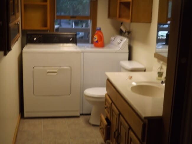 55 Deer Path Rd, Unit 55 B in Central Islip, NY - Building Photo - Building Photo