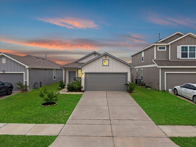 property at 17866 Plow Horse Ln