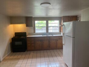 2303 N Exchange Aly in Lutcher, LA - Building Photo - Building Photo