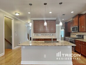 516 Leighton Woods Ct in Smyrna, GA - Building Photo - Building Photo