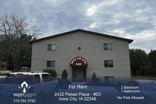 2432 Petsel Pl in Iowa City, IA - Building Photo