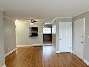 3400 Maple Ave in Brookfield, IL - Building Photo - Building Photo