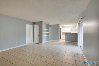 4914 Cotton Row NW in Huntsville, AL - Building Photo - Building Photo