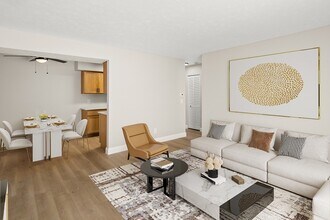 The Grove in Battle Creek, MI - Building Photo - Building Photo