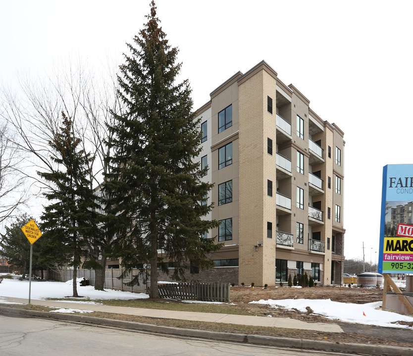 Fairview Condominiums in St Catharines, ON - Building Photo