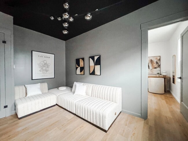 272-278-278 Winton Rd N in Rochester, NY - Building Photo - Building Photo