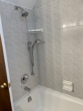 5433 W Eddy St in Chicago, IL - Building Photo - Building Photo