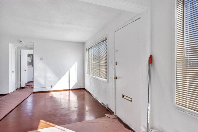 6033 Foothill Blvd in Oakland, CA - Building Photo - Building Photo