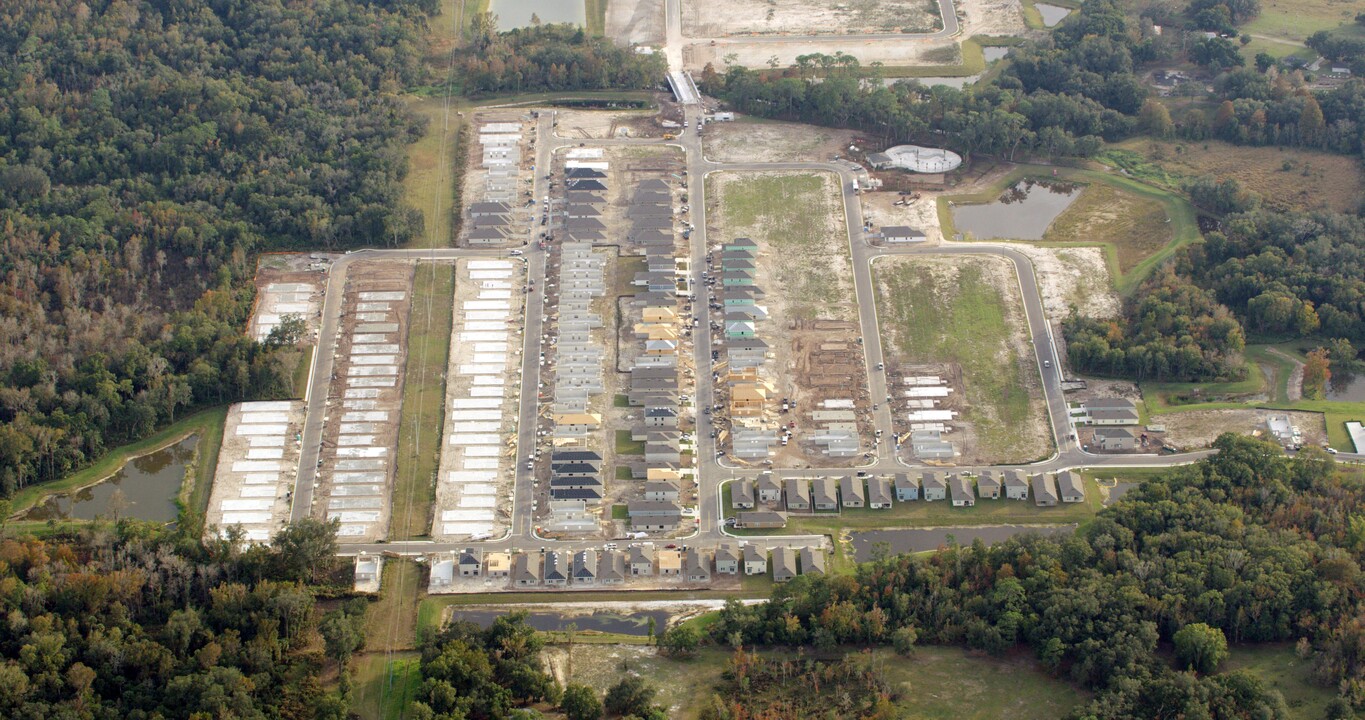 Horse Creek at Crosswinds in Davenport, FL - Building Photo