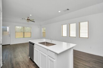 15801 Macroom Dr in Humble, TX - Building Photo - Building Photo