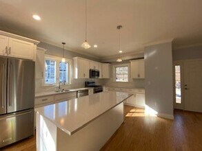 165 Cambridge Rd in Woburn, MA - Building Photo - Building Photo