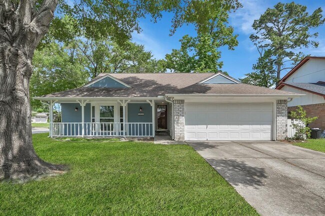 property at 2303 Whitelake Dr