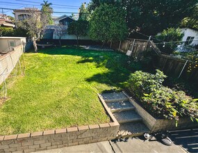 406 S Irena Ave in Redondo Beach, CA - Building Photo - Building Photo