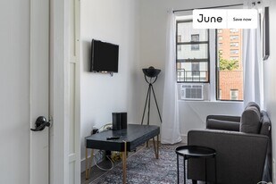 20 Avenue A in New York, NY - Building Photo