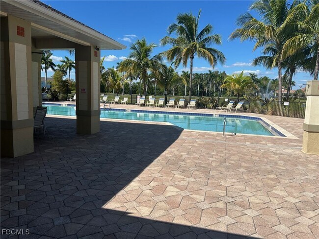 property at 4364 Avian Avenue