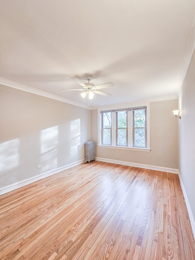 4145 N Keystone Ave, Unit #26 in Chicago, IL - Building Photo - Building Photo