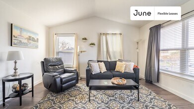 6409 Burns St in Austin, TX - Building Photo - Building Photo