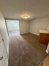 618 Maplewood Ave, Unit Apartment 4 in Ambridge, PA - Building Photo - Building Photo