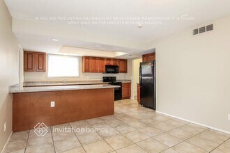 4415 W Berridge Ln in Glendale, AZ - Building Photo - Building Photo