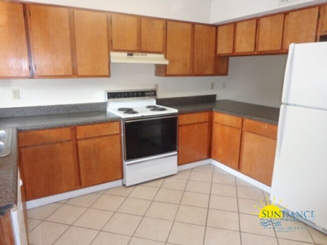 263 Brooks St SE in Fort Walton Beach, FL - Building Photo - Building Photo