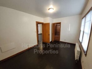 949 Washington Ave in Bremerton, WA - Building Photo - Building Photo