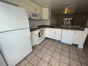 23 SW 3rd St in Pompano Beach, FL - Building Photo - Building Photo