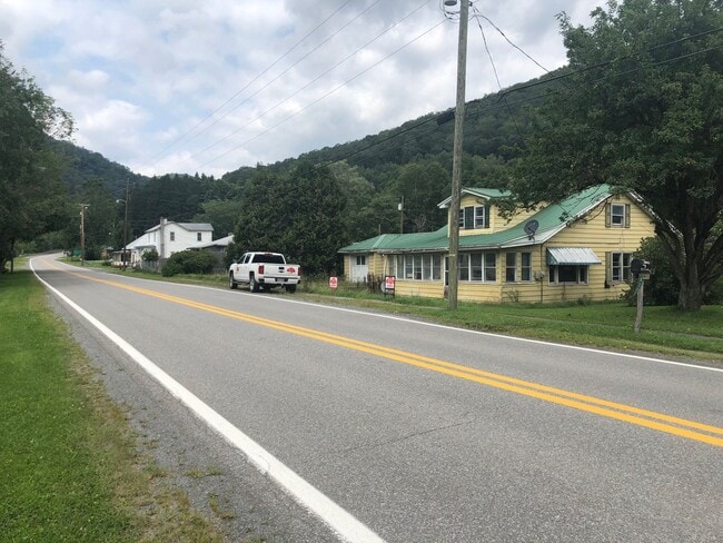 4271 Staunton Parkersburg Turnpike in Durbin, WV - Building Photo - Building Photo