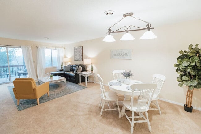 722 Liberty Bell Blvd