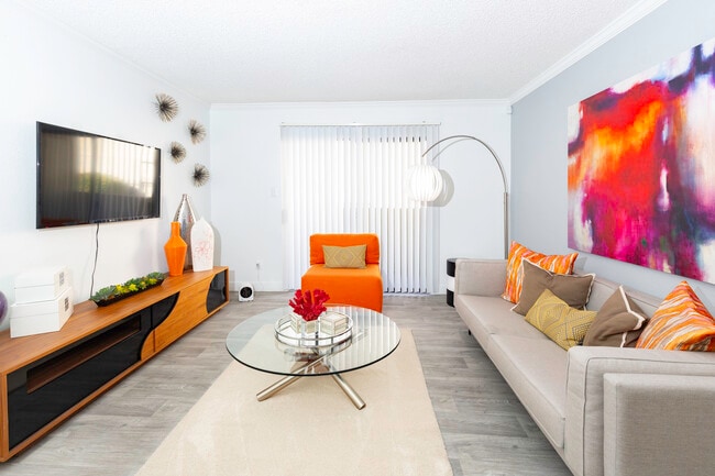 Avia 266 in Mesa, AZ - Building Photo - Building Photo