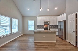 11911 Nelwood St in Willis, TX - Building Photo - Building Photo