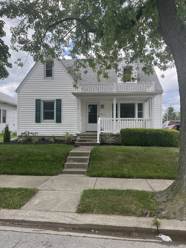 property at 1926 Perdue St