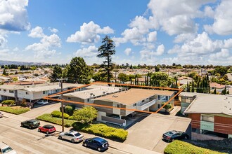 14729-14735 Martell Ave in San Leandro, CA - Building Photo - Building Photo