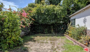 14135 Hatteras St in Los Angeles, CA - Building Photo - Building Photo