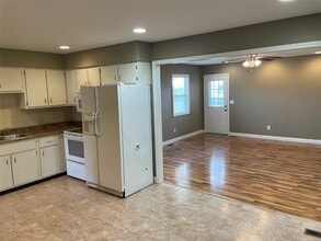 1662 Knightwood Ln in O'Fallon, MO - Building Photo - Building Photo