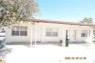 146 Coral Ave in Redington Shores, FL - Building Photo - Building Photo