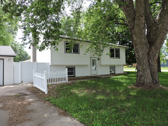 property at 955 3rd St