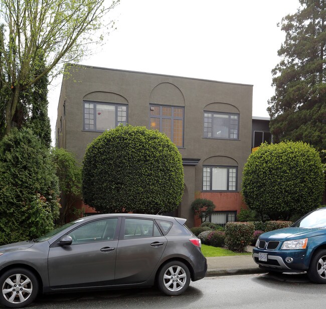 1270 W 11th Ave in Vancouver, BC - Building Photo - Building Photo