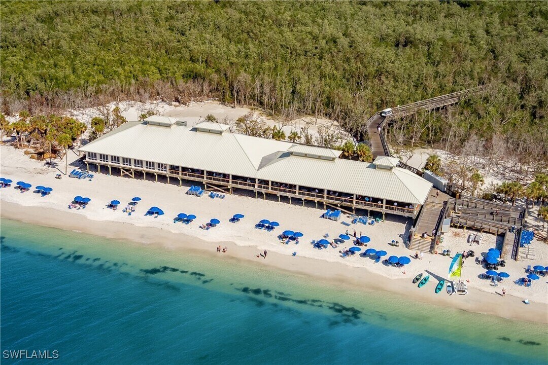 6545 Valen Way in Naples, FL - Building Photo