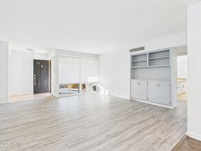 6501 N 17th Ave in Phoenix, AZ - Building Photo - Building Photo