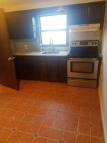 142 Belmont Blvd Apartments