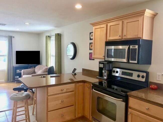 43 Buttonwood St, Unit 3 in Boston, MA - Building Photo - Building Photo