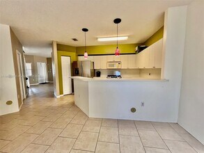 2319 SE 24th Ave in Homestead, FL - Building Photo - Building Photo